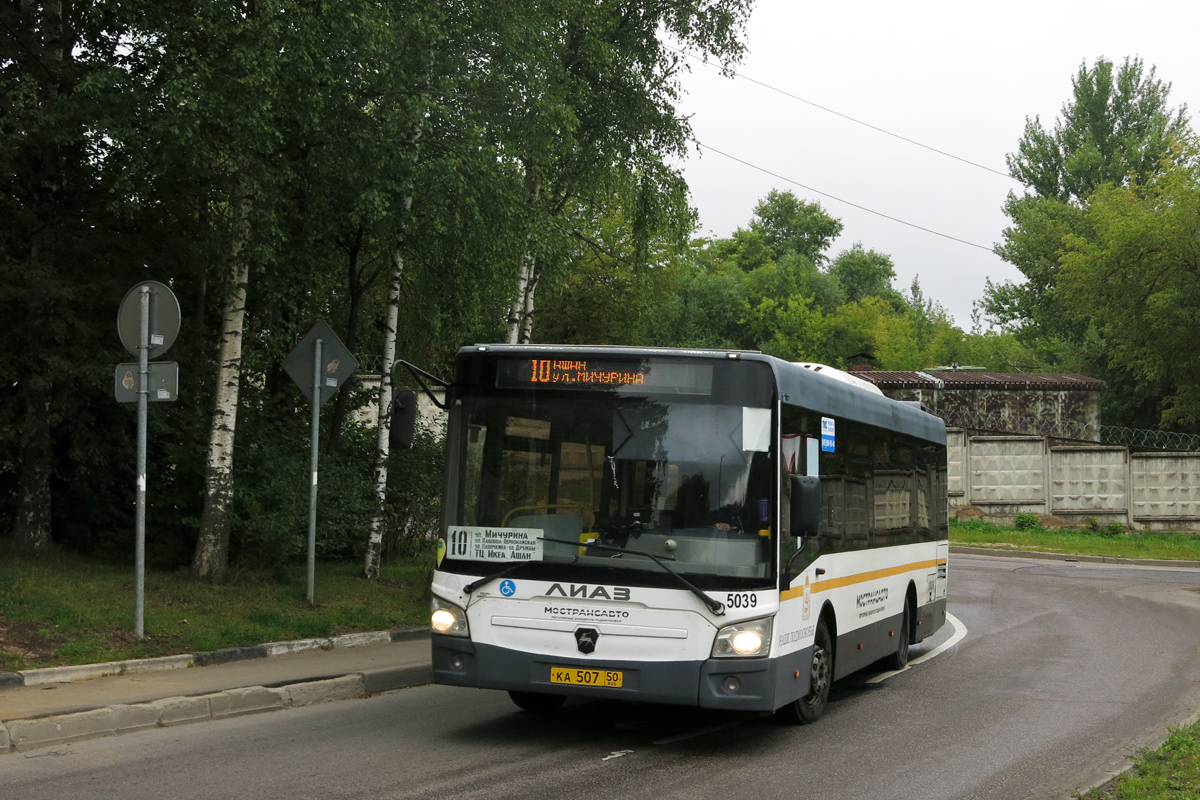Moskevská oblast, LiAZ-4292.60 (1-2-1) č. 5039