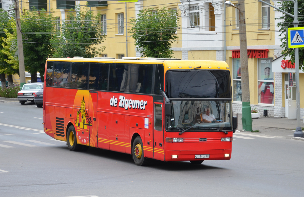 Penza region, EOS 200L č. О 114 СУ 58