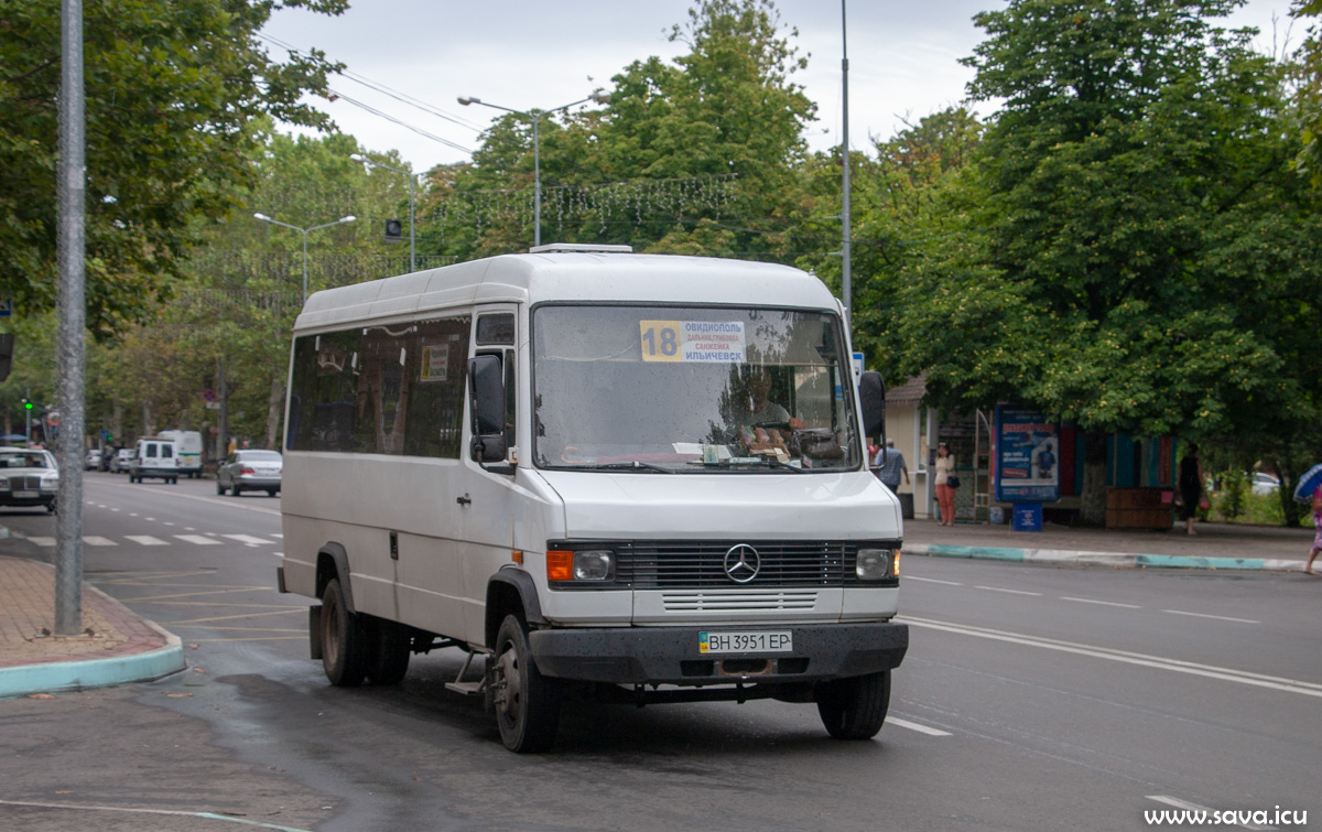 Одесская область, Mercedes-Benz T2 611D № BH 3951 EP
