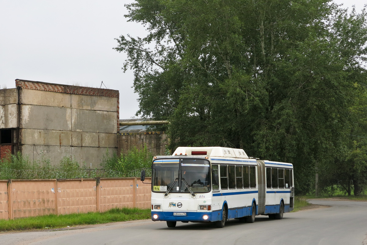 Novgorod region, LiAZ-6212.70 Nr. 378