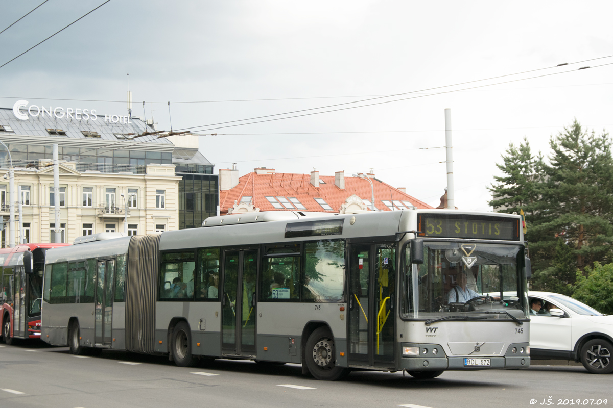 Літва, Volvo 7700A № 745