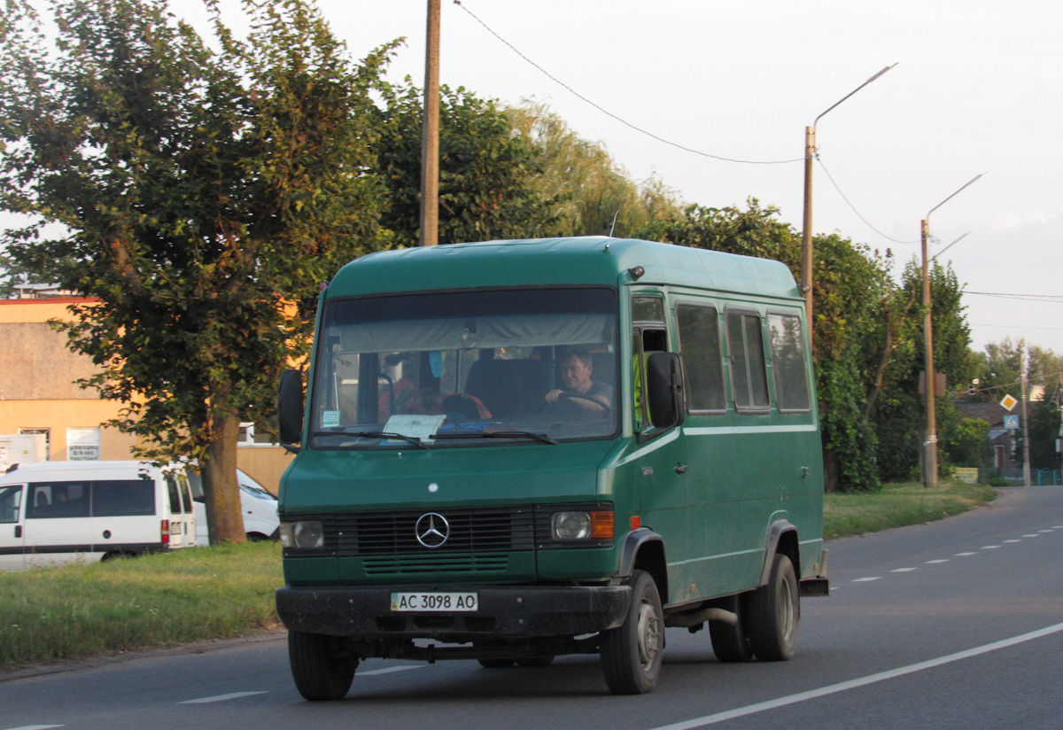Волынская область, Mercedes-Benz T2 609D № AC 3098 AO