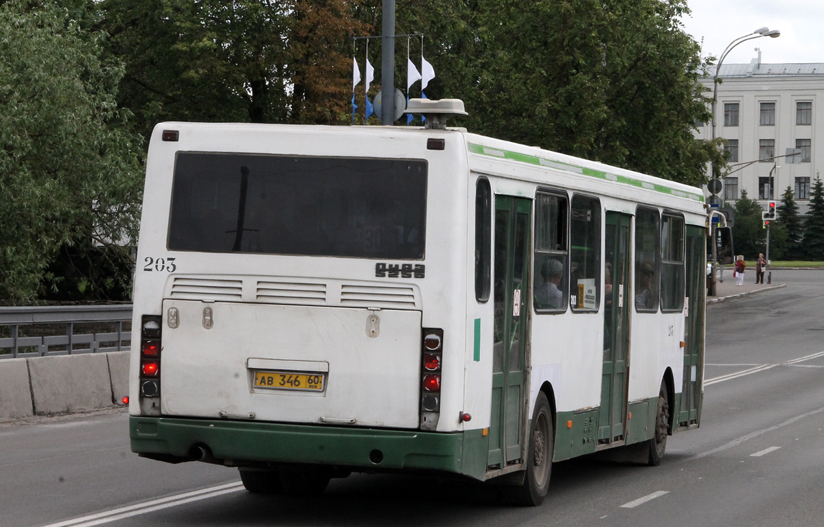 Obwód pskowski, LiAZ-5256.26 Nr 203