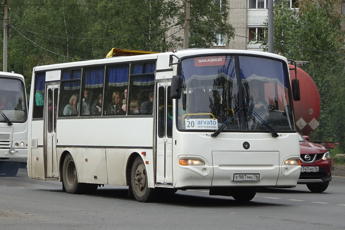 Ярославская область, КАвЗ-4235-31 (2-2) № Х 987 МН 76