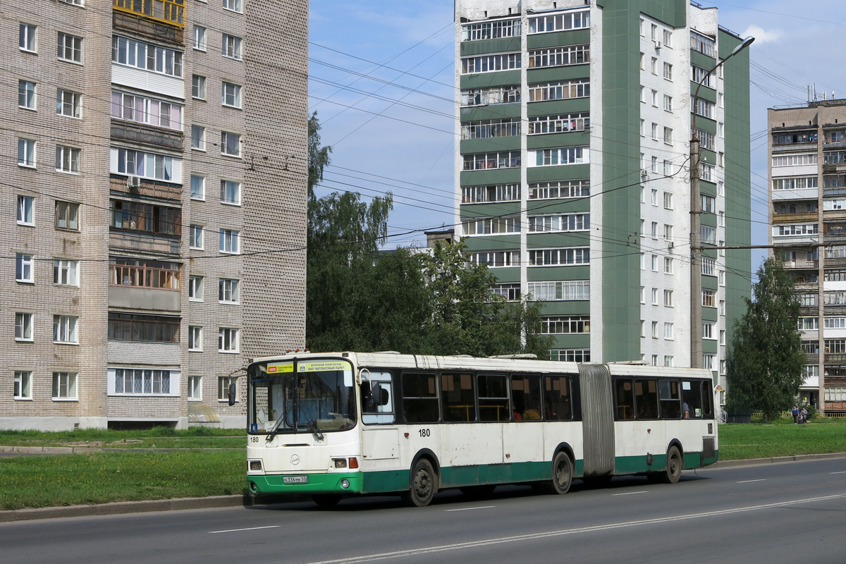 Новгородская область, ЛиАЗ-6212.00 № 180