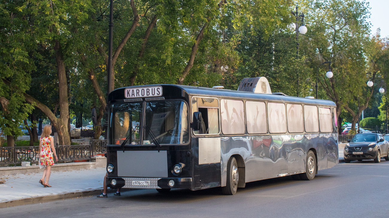 Свердловская область, MAN 192 SL200 № Е 976 СС 196