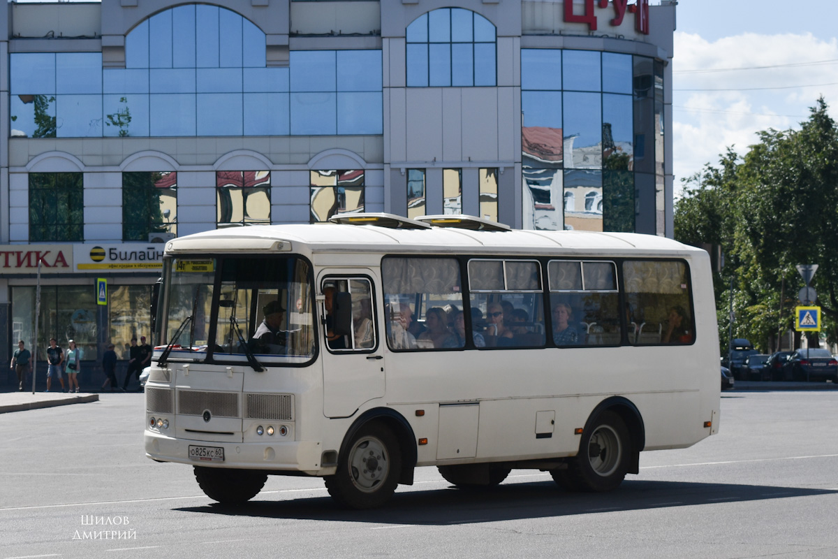 Псковская область, ПАЗ-32053 № О 825 КС 60