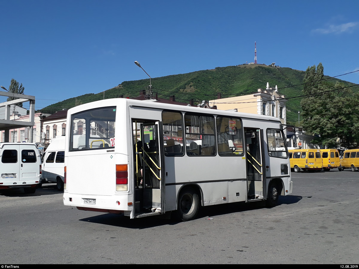 Ставропольский край, ПАЗ-320302-08 № Е 401 МТ 126