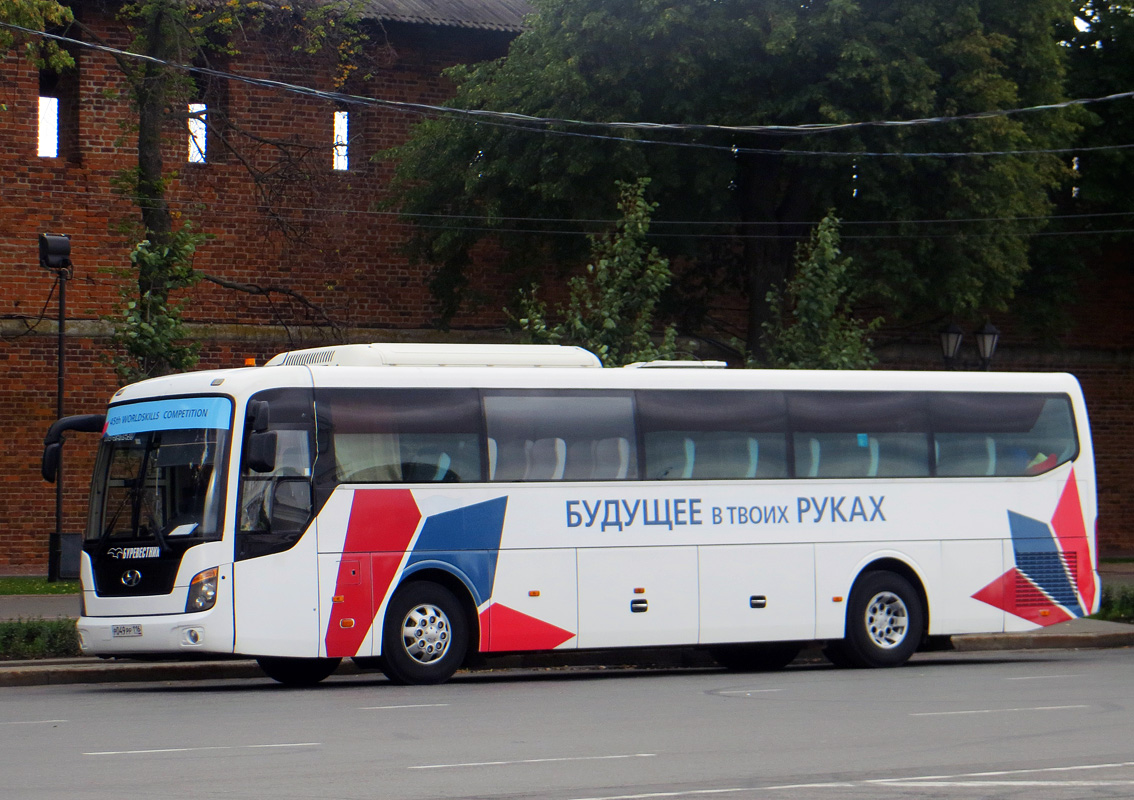 Татарстан, Hyundai Universe Space Luxury № Р 049 РР 116