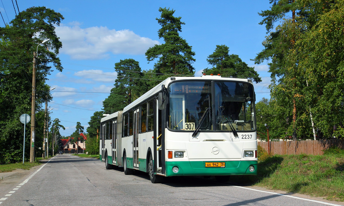 Sanktpēterburga, LiAZ-6212.00 № 2237