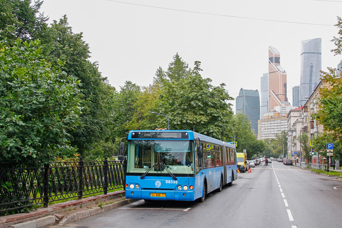 Москва, ЛиАЗ-6213.20 № 08596