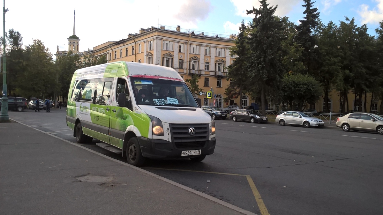 Petrohrad, Luidor-22370C (Volkswagen Crafter) č. 2677