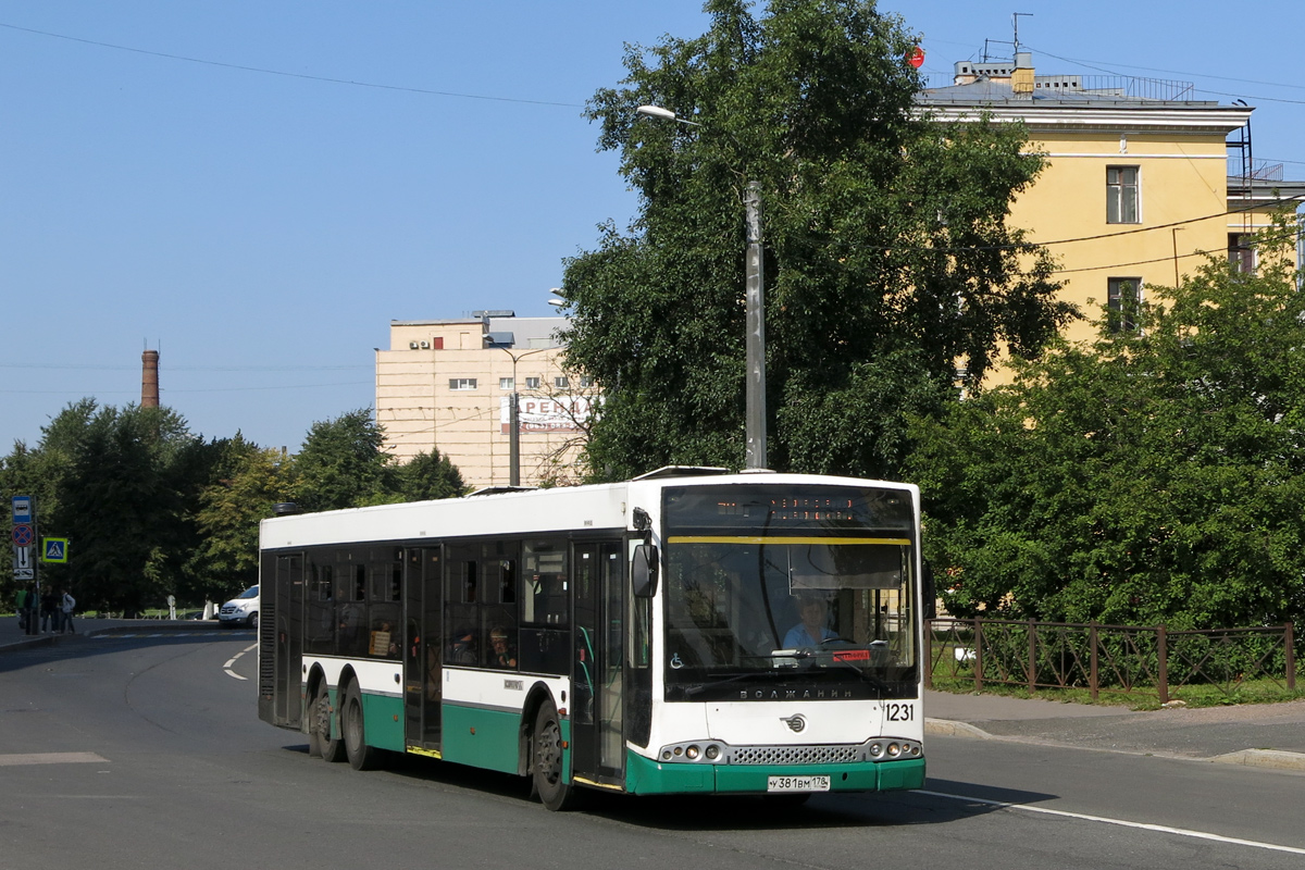 Санкт-Петербург, Волжанин-6270.06 