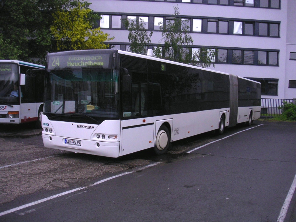 Hesse, Neoplan PD7 N4421/3 Centroliner Nr 94