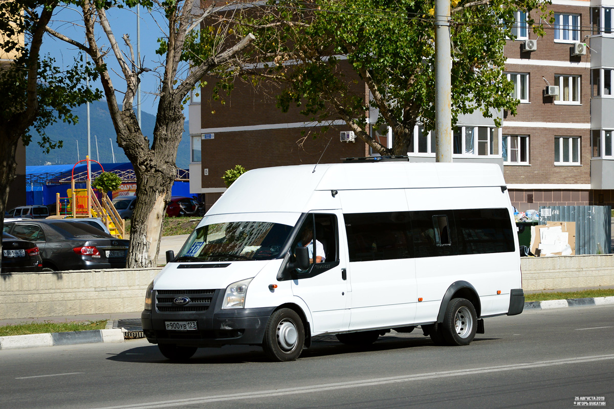 Краснодарский край, Нижегородец-222709  (Ford Transit) № Р 900 УВ 123