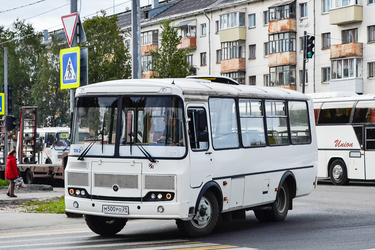 Архангельская область, ПАЗ-320530-02 № М 500 РО 29