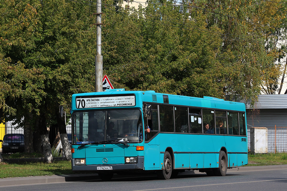 Пензенская область, Mercedes-Benz O405N № У 742 АН 76