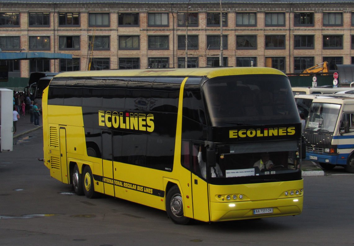 Киев, Neoplan PB2 N1122/3L Skyliner L № 255