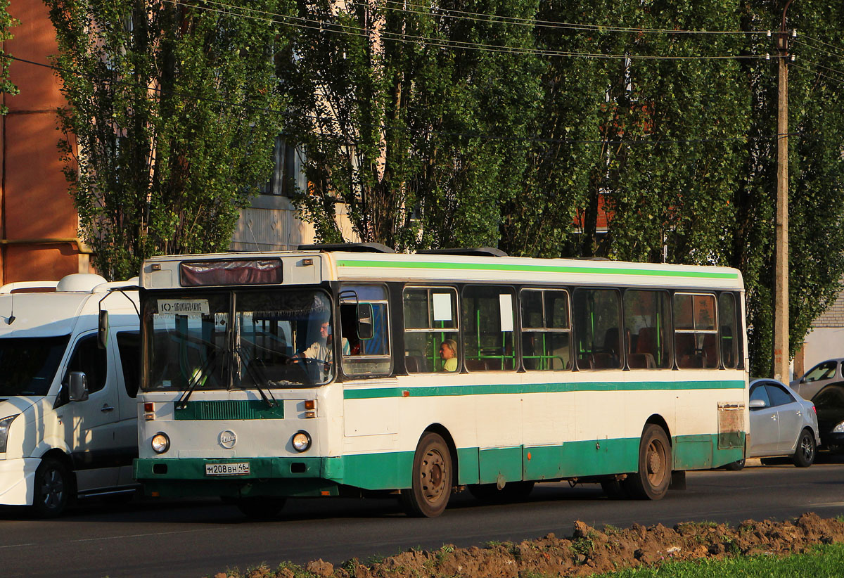 Курская область, ЛиАЗ-5256.25 № М 208 ВН 46