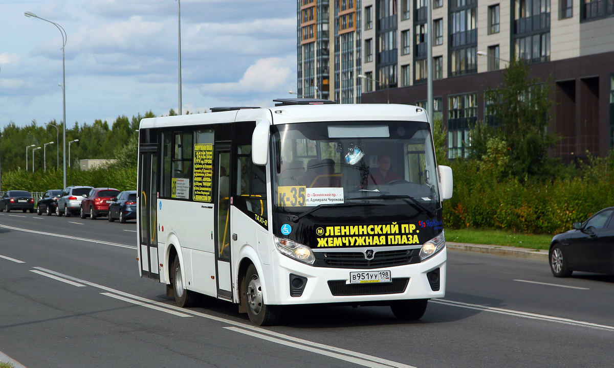 Санкт-Петербург, ПАЗ-320435-04 "Vector Next" № В 951 УУ 198