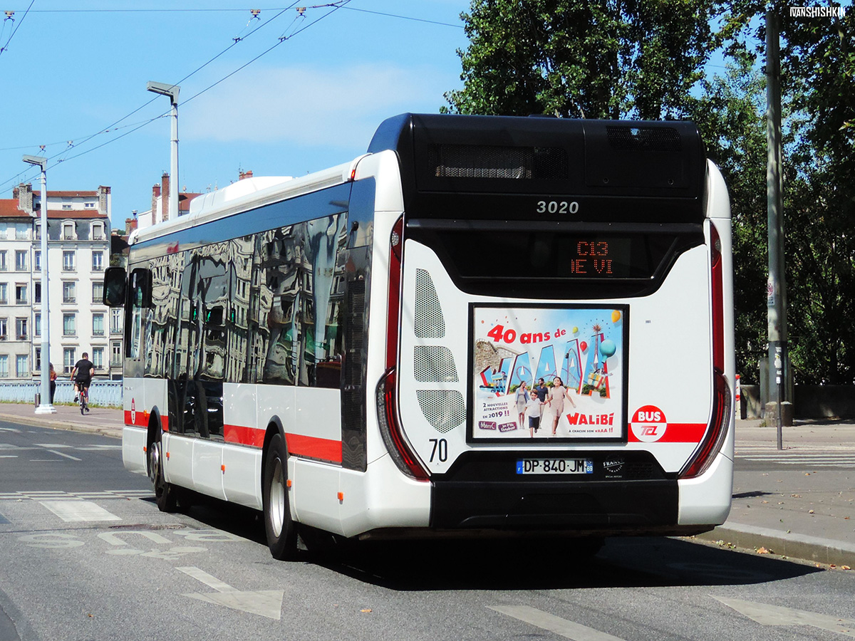 France, IVECO Urbanway 12M Nr. 3020