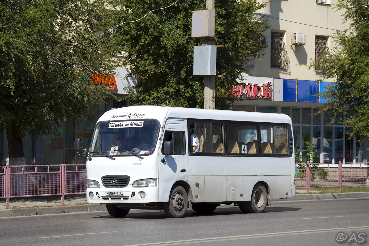 Волгоградская область, Hyundai County SWB C08 (РЗГА) № У 886 РМ 161