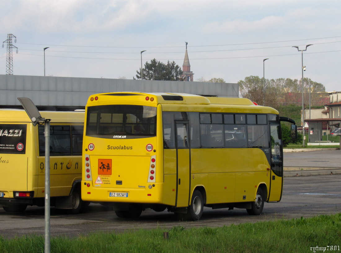 Italy, Otokar Navigo 160S Nr. EZ 982WY