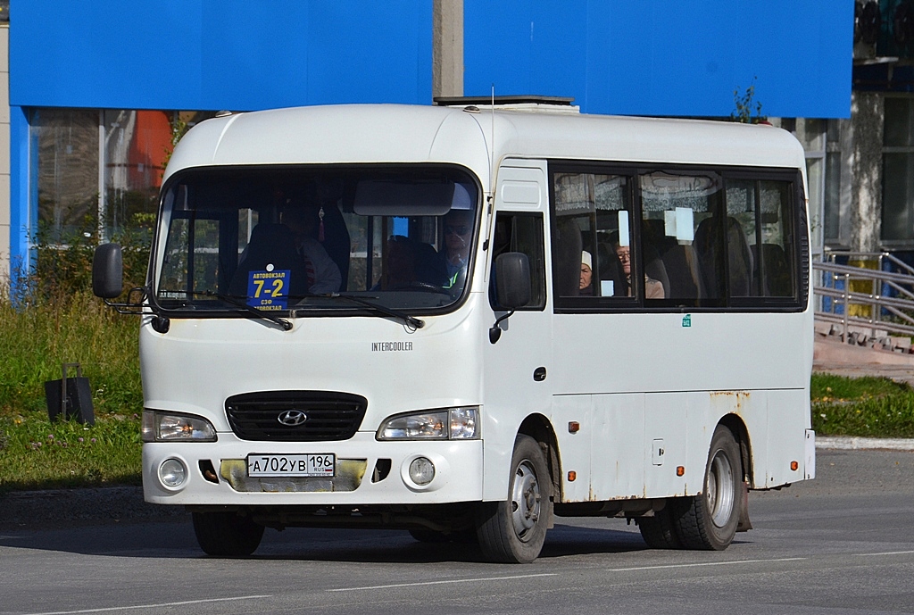 Свердловская область, Hyundai County SWB C08 (ТагАЗ) № А 702 УВ 196