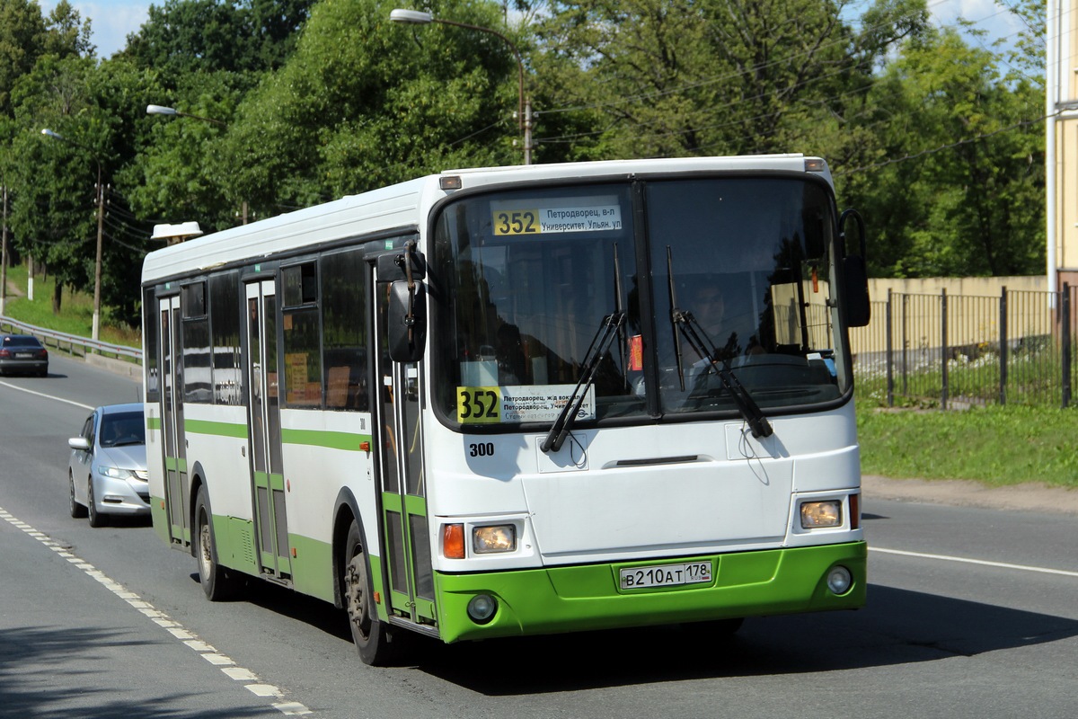 Санкт-Петербург, ЛиАЗ-5293.53 № 300