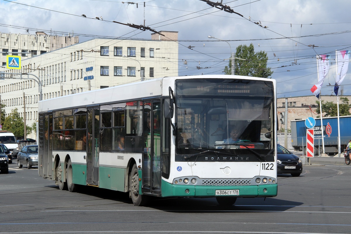 Санкт-Петербург, Волжанин-6270.06 