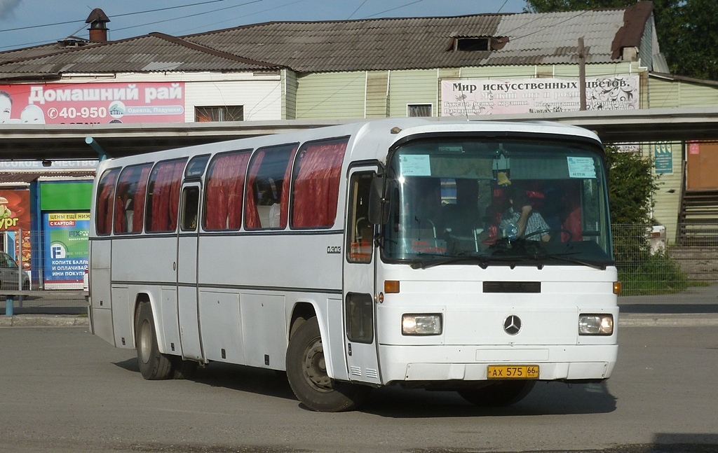 Свердловская область, Mercedes-Benz O303-15KHP-A № АХ 575 66