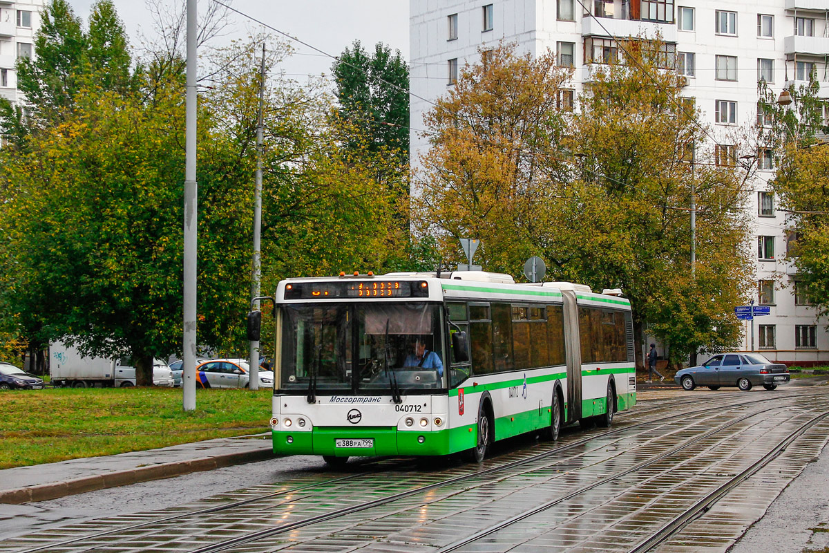 Москва, ЛиАЗ-6213.21 № 040712