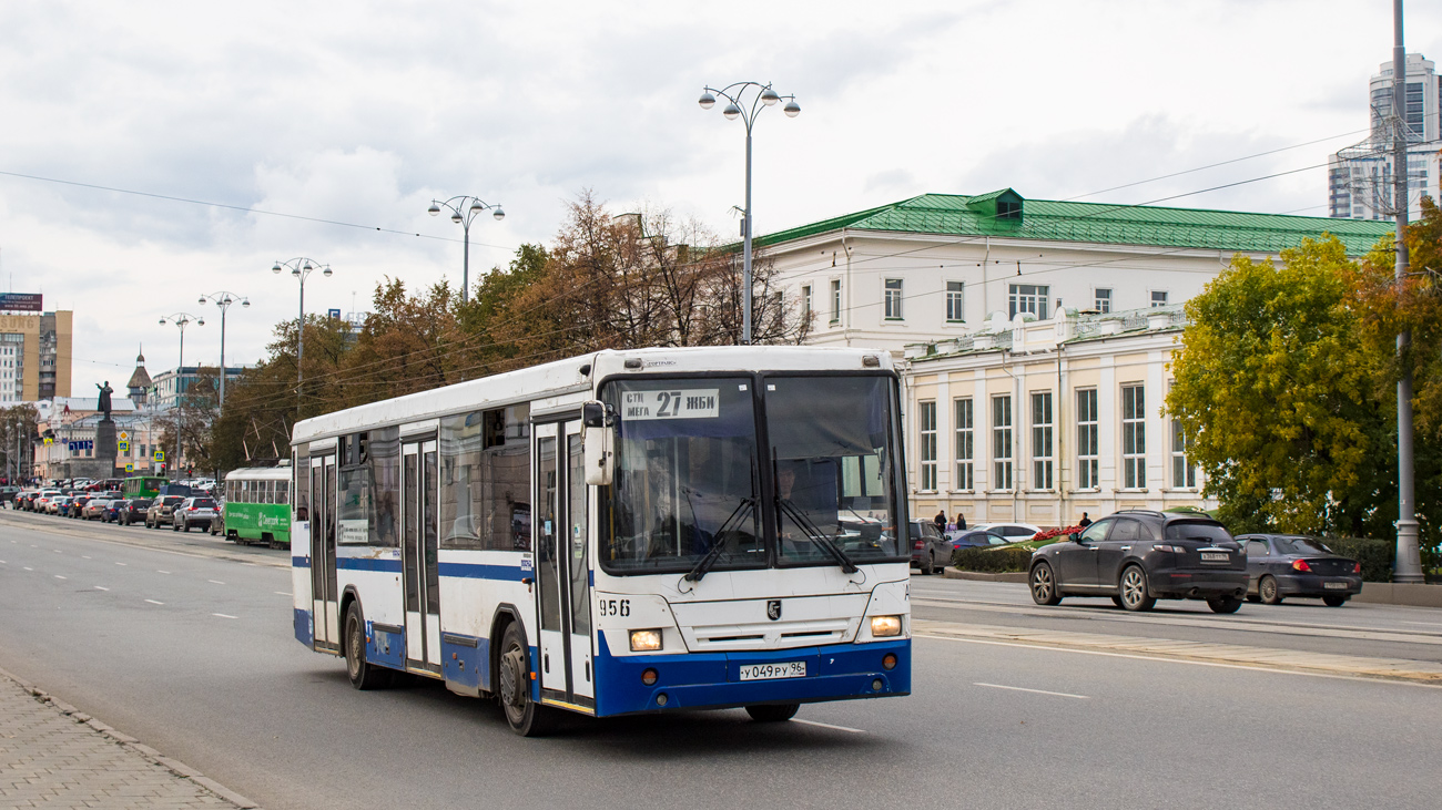 Sverdlovsk region, NefAZ-5299-20-32 Nr. 956