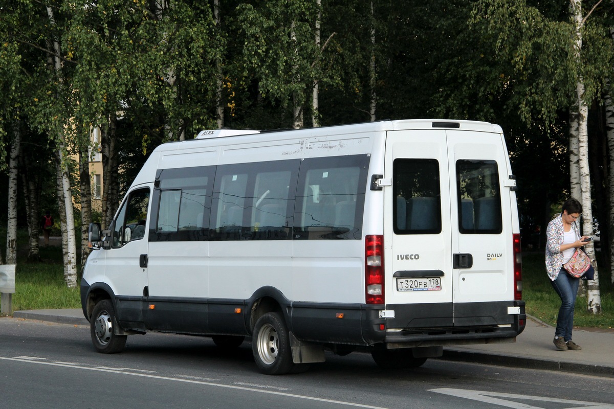 Санкт-Петербург, Нижегородец-2227UU (IVECO Daily) № Т 320 РВ 178