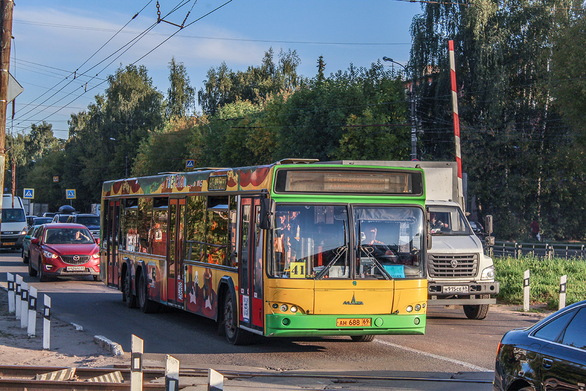 Tverės regionas, MAZ-107.466 Nr. АН 688 69