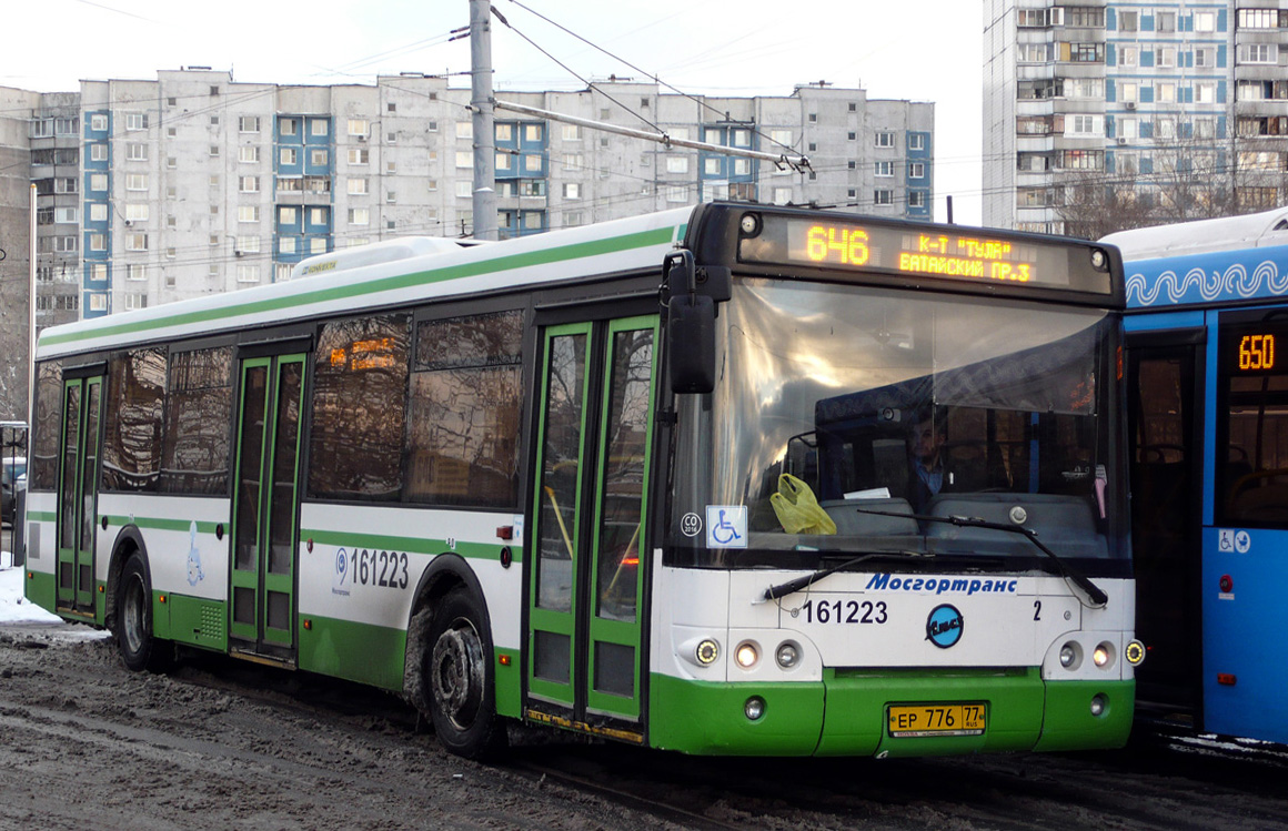 Метро марьино автобус. Автобус 646. Автобус 646 Москва. 646 Автобус маршрут. Маршрутки в Марьино.