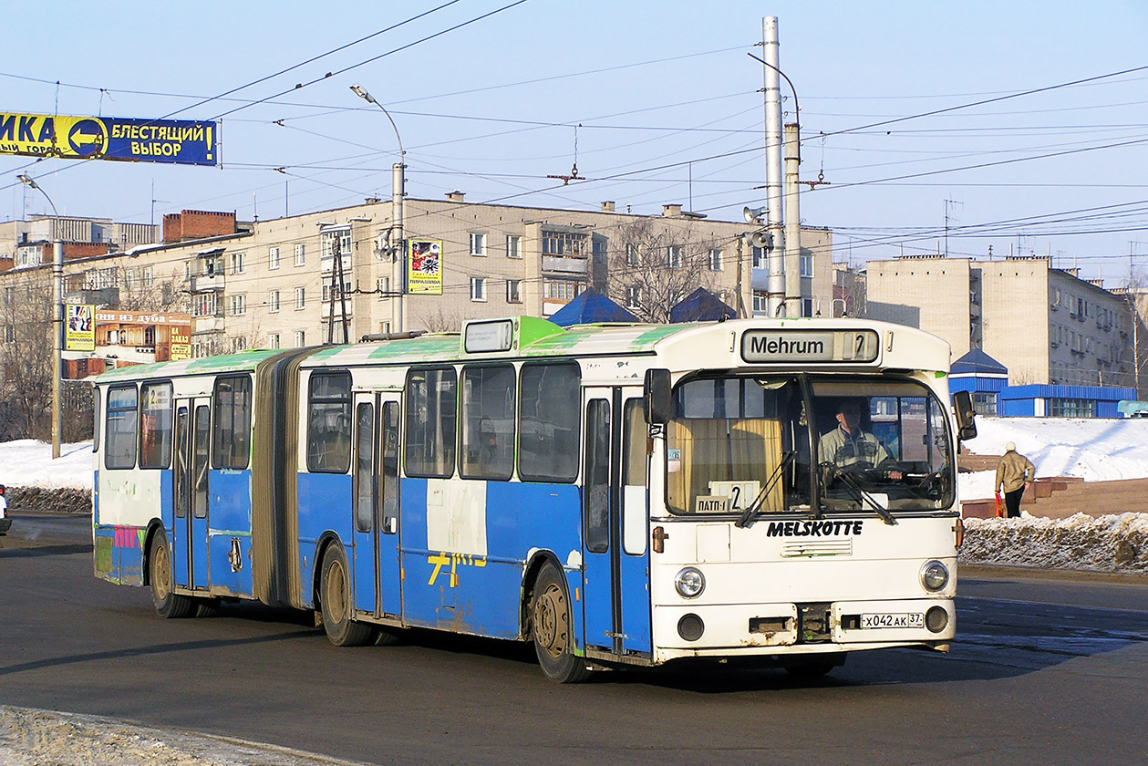 Ивановская область, Mercedes-Benz O305G № Х 042 АК 37
