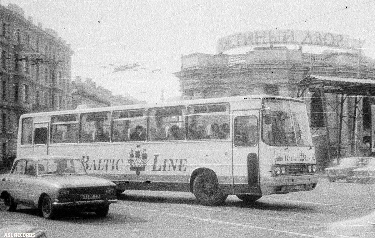 Sankt Petersburg, Ikarus 250.59 Nr. 1611