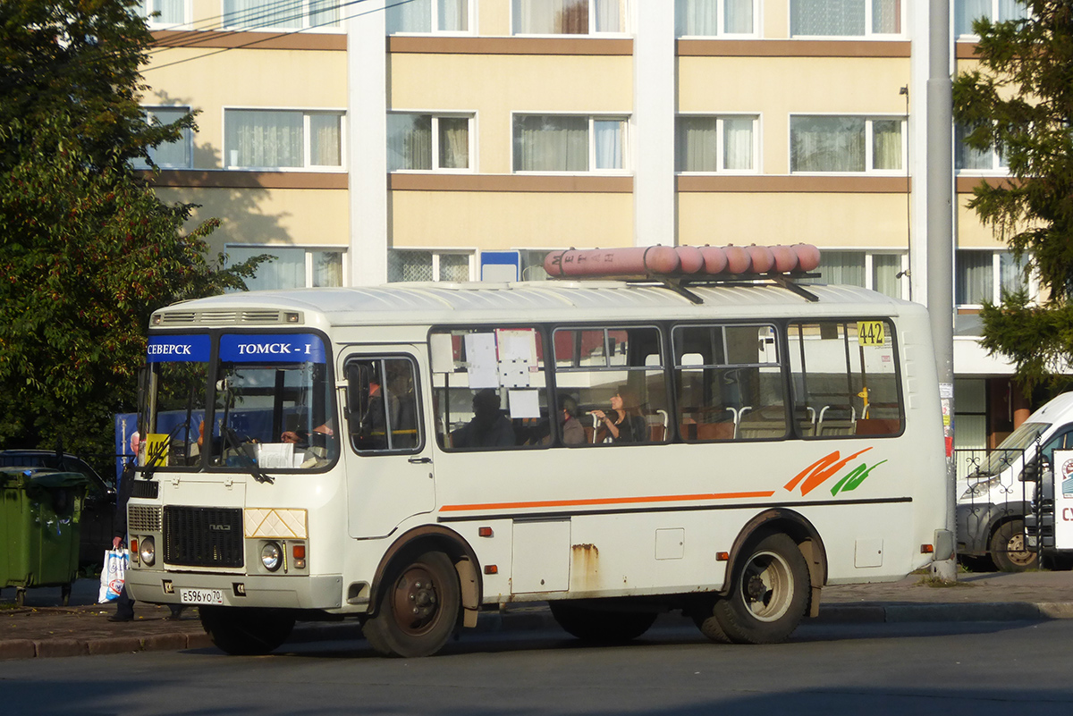 Томская область, ПАЗ-32054 № Е 596 УО 70