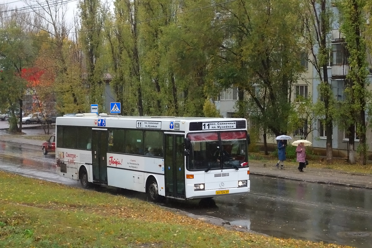 Saratov region, Mercedes-Benz O405 č. АХ 124 64