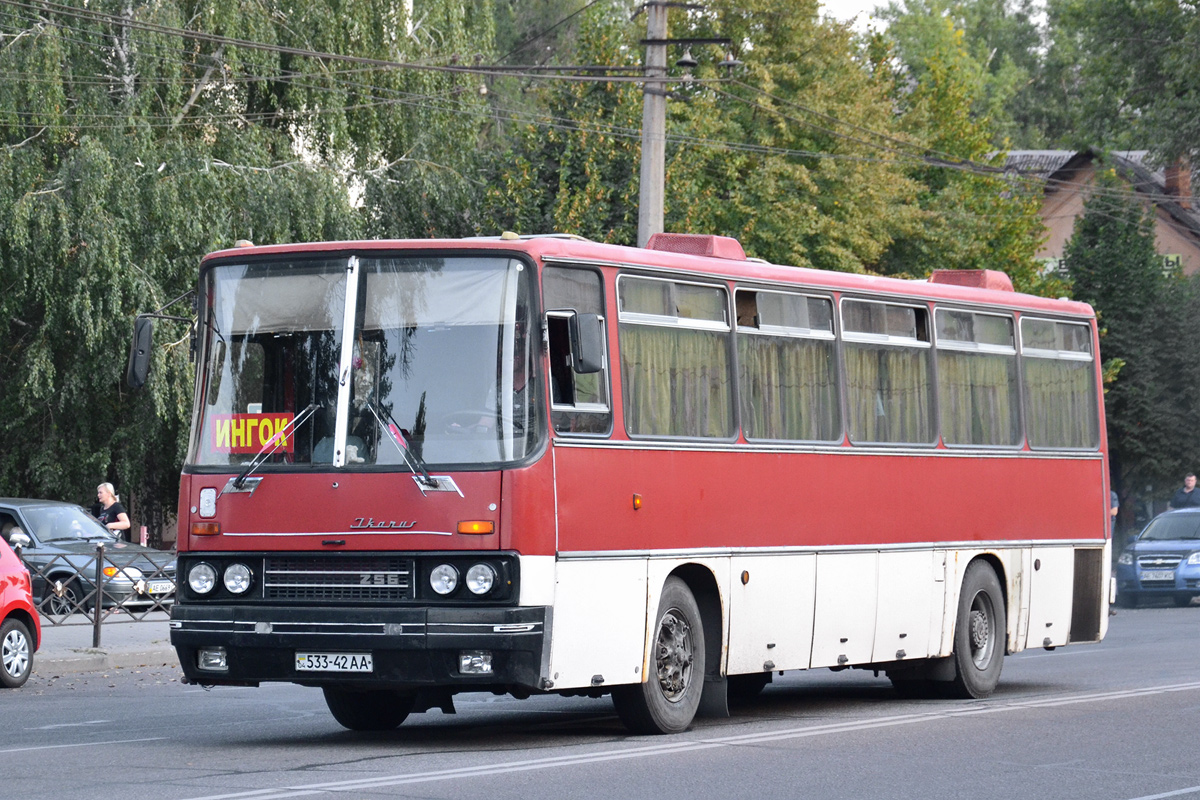 Dnepropetrovsk region, Ikarus 256.75 # 533-42 АА