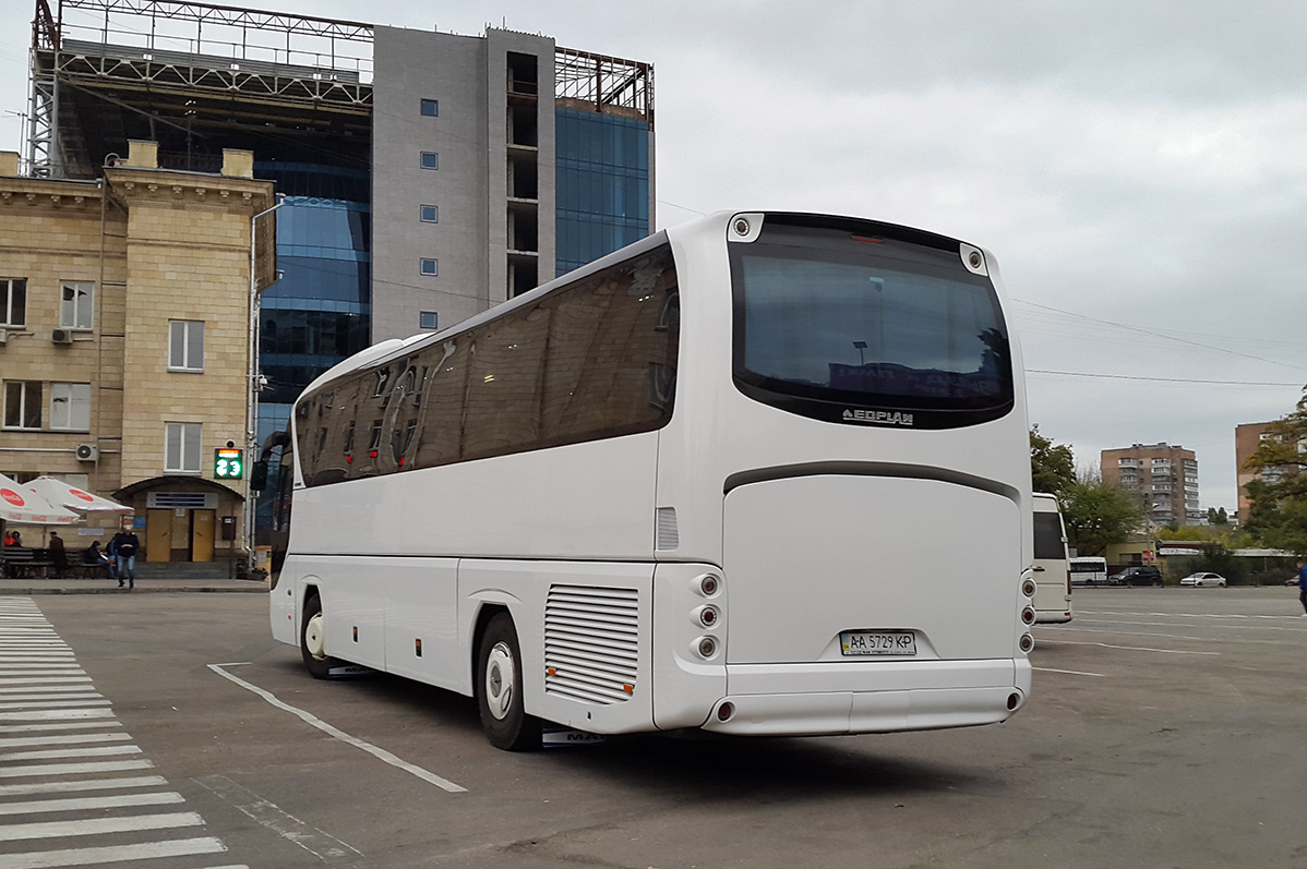 Киев, Neoplan P21 N2216SHD Tourliner SHD № AA 5729 KP