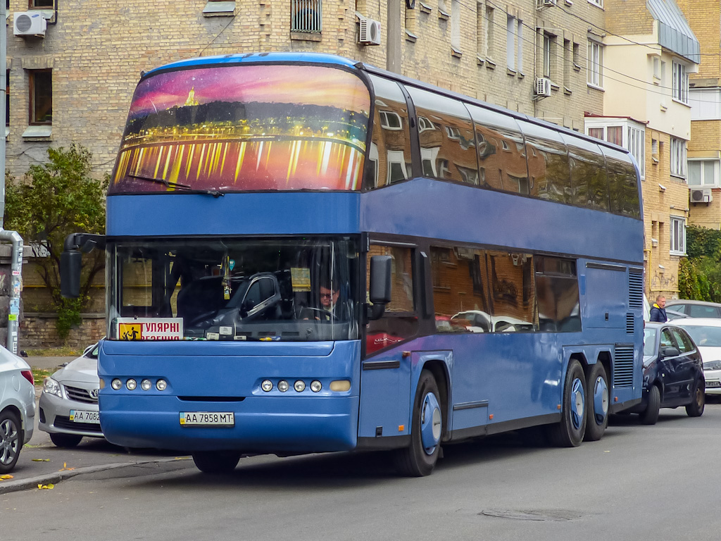 Киев, Neoplan N122/3 Skyliner № AA 7858 MT