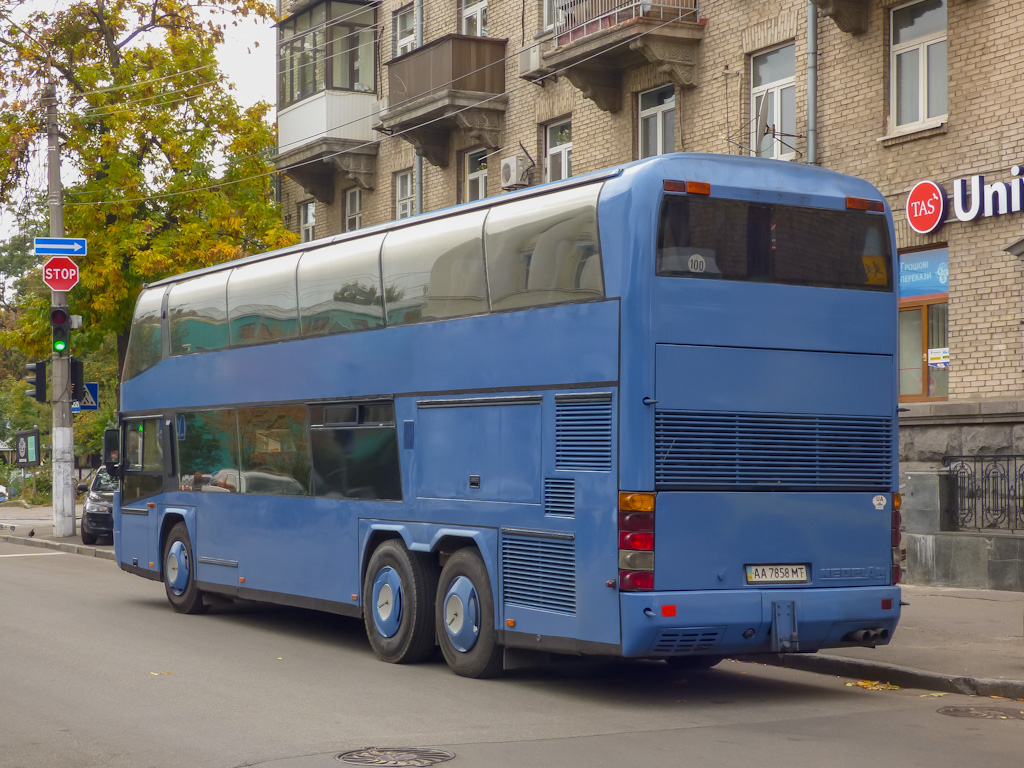 Киев, Neoplan N122/3 Skyliner № AA 7858 MT