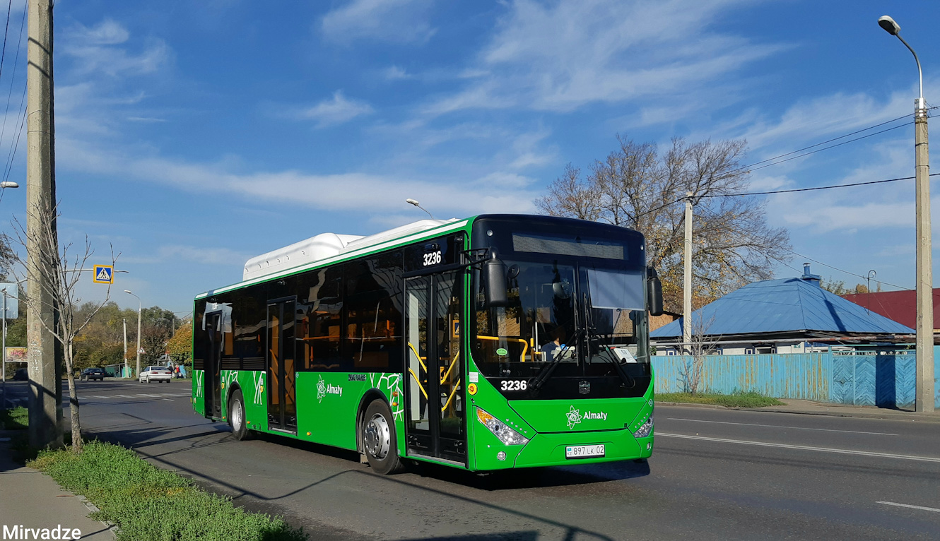 Алматы, Zhong Tong LCK6125HGAN № 3236