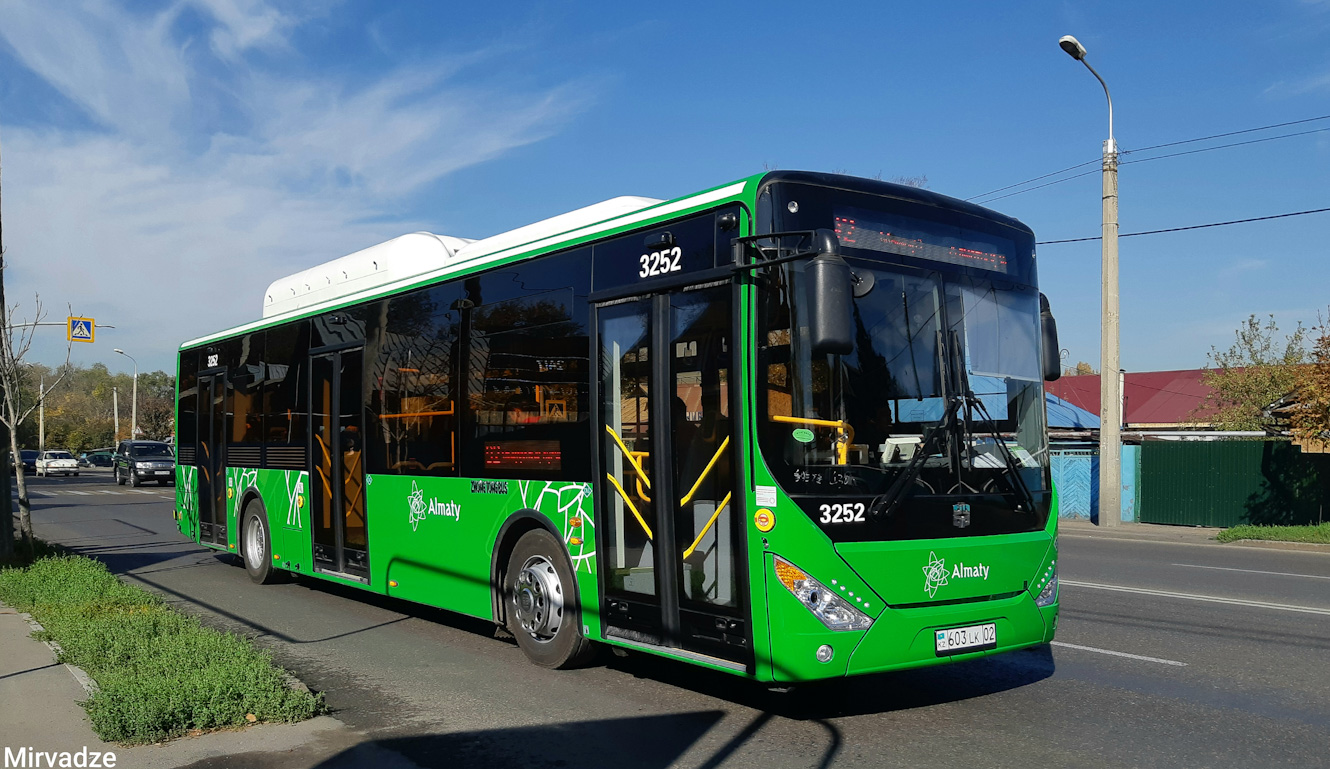 Zhongtong bus