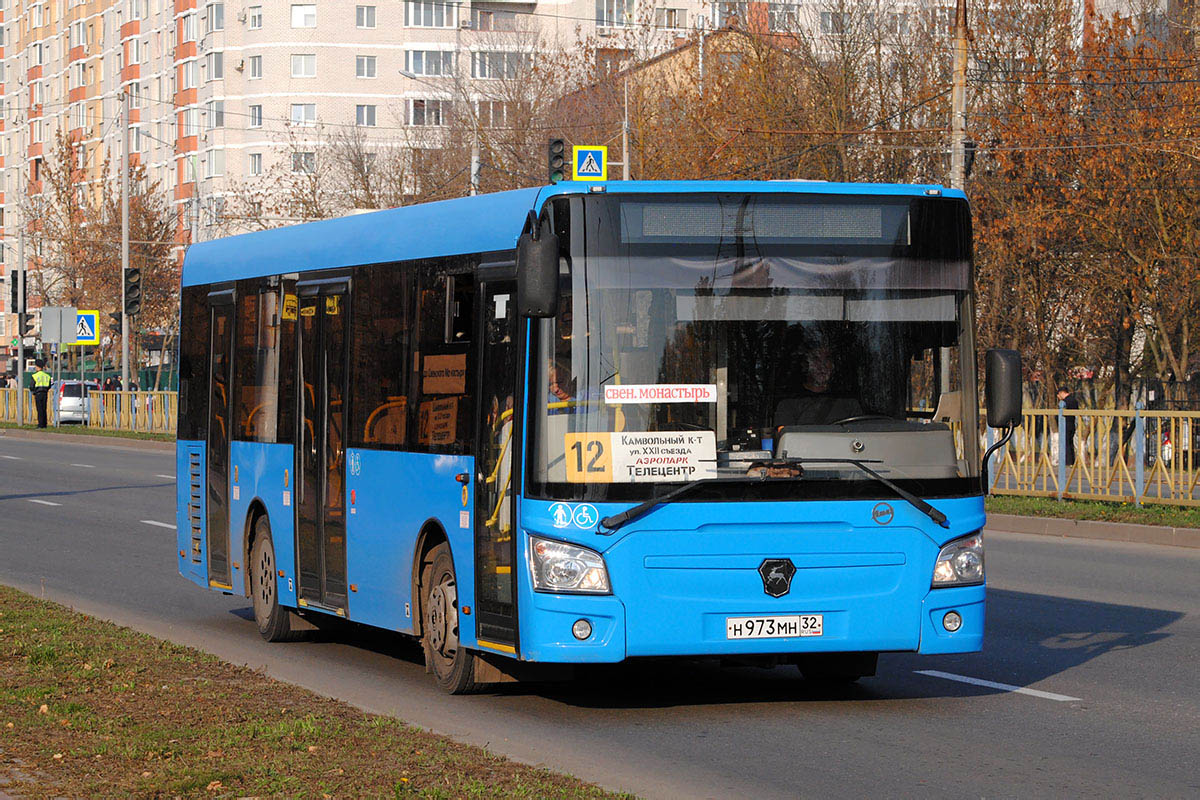 Автобус в будние дни. ЛИАЗ 4292 Брянск 106. ЛИАЗ 4292 Брянск. 2. ЛИАЗ–4292. ЛИАЗ-4292.60 1-2-0.