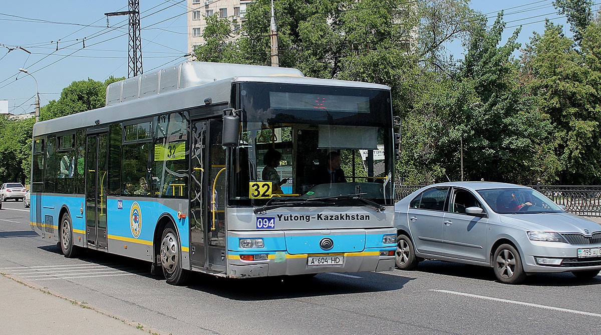 Алматы, Yutong ZK6120HGM № 094