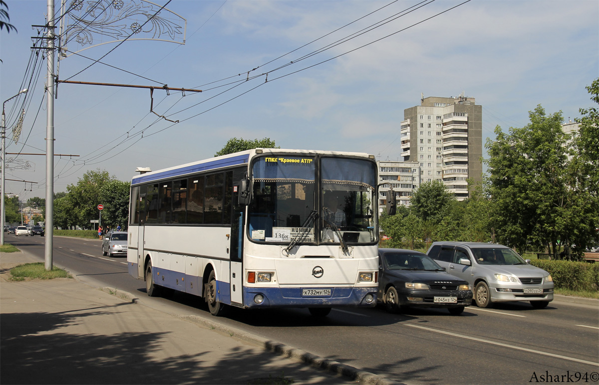 Region Krasnojarsk, LiAZ-5256.23-01 (GolAZ) Nr. Х 732 МУ 124