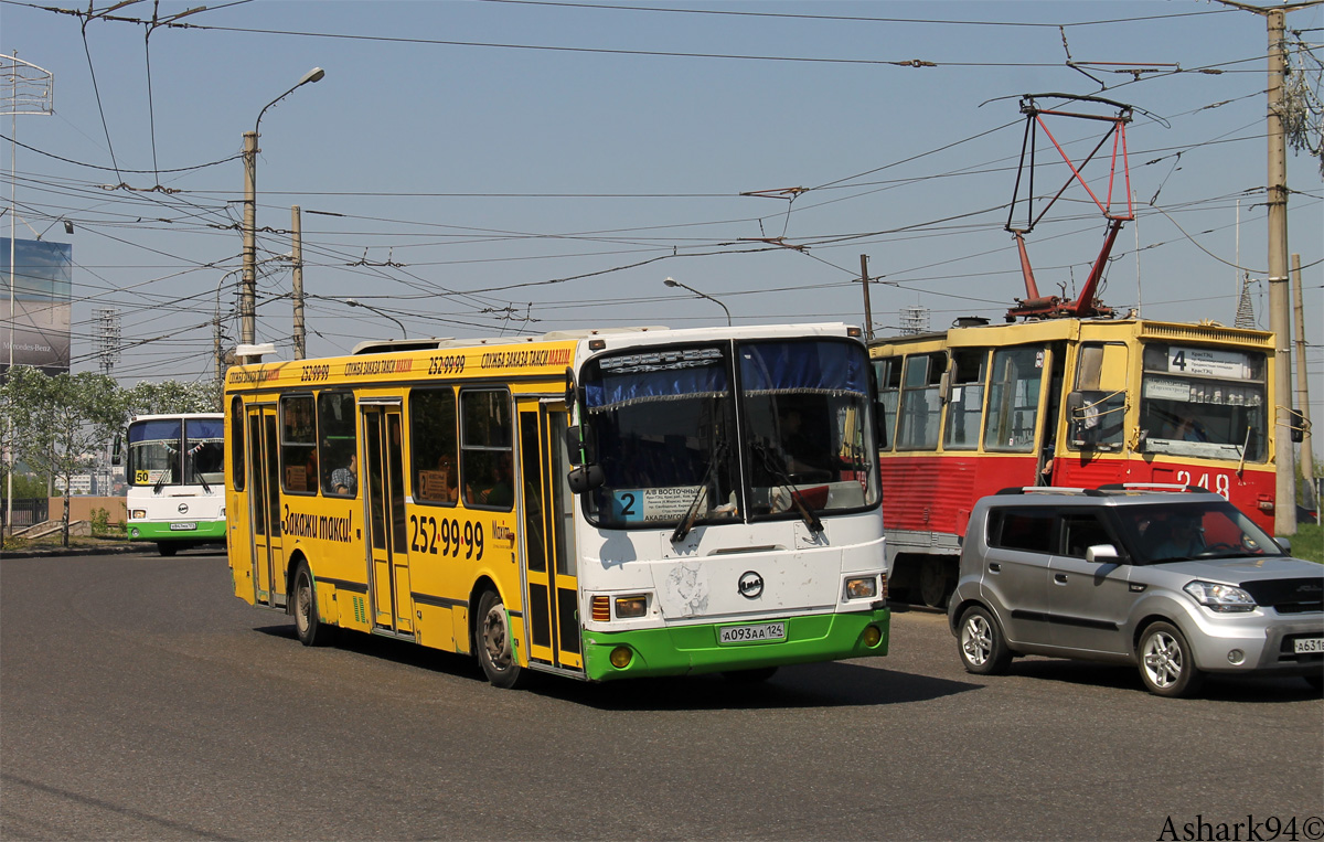 Region Krasnojarsk, LiAZ-5256.25 Nr. А 093 АА 124